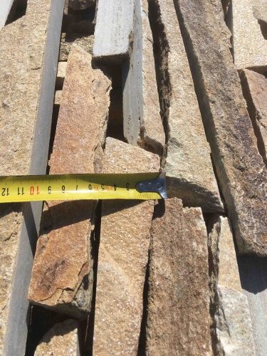 Горбушка златолит золотистый для облицовки купить в Лыткарино