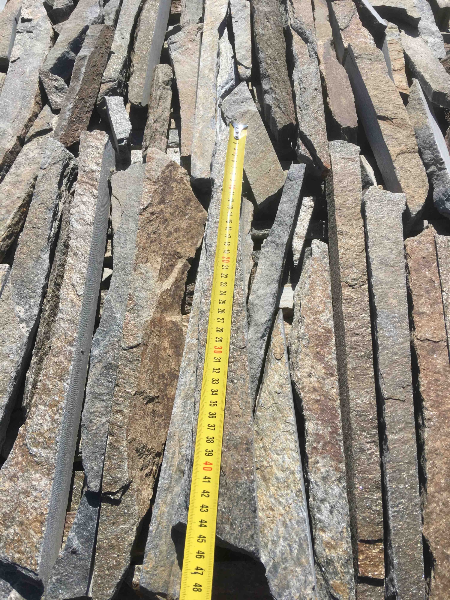 Горбушка златолит мультиколор для облицовки купить в Лыткарино