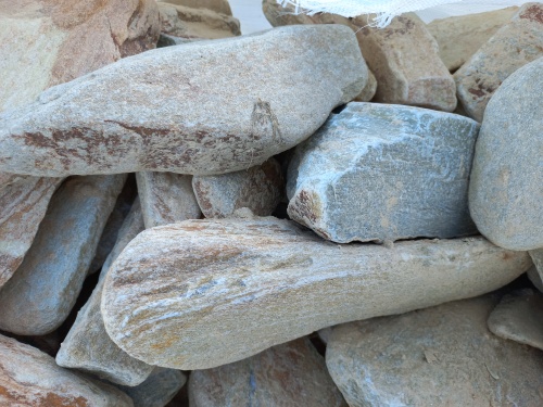 Златолит жёлтый, жёлто-зелёный глыбки и валуны для ланшафтного дизайна купить в Лыткарино