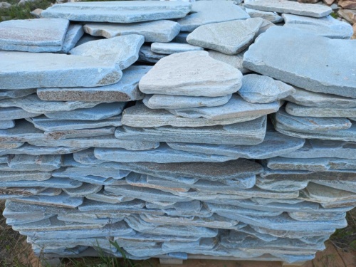 Плитняк златолит зелёный галтованный для цоколя купить в Лыткарино